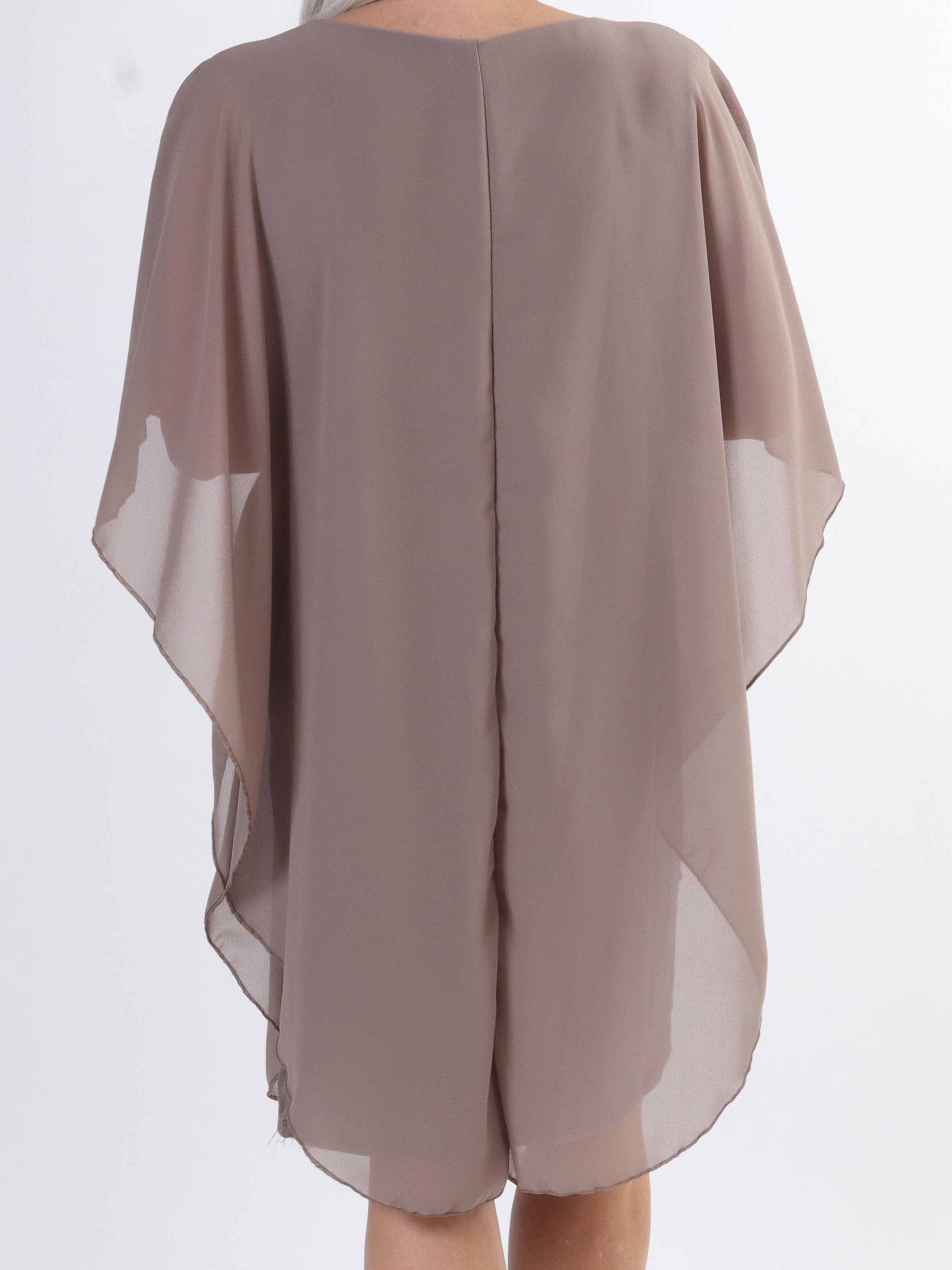 Kenya Crystal - Plus size tunikakjole med chiffonlag og similisten